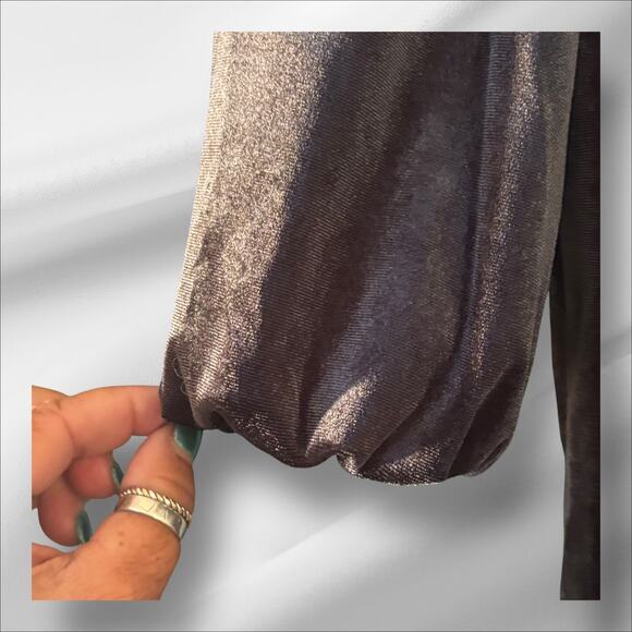 Gap Velveteen Dress NEW Elastic Puff Sleeve Cocktail Party Holidays Medium - Picture 3 of 9